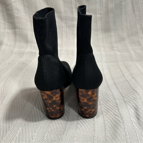 MIA Tarrin black fabric bootie with tortoiseshell block heel, size 9 - Picture 4 of 11
